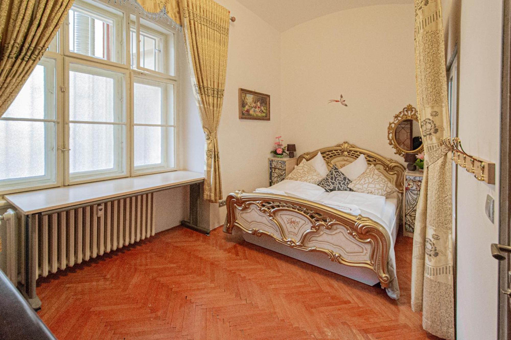 Апартаменти The Grand Royal 3Bdr Heart Of Old Town Прага Екстер'єр фото